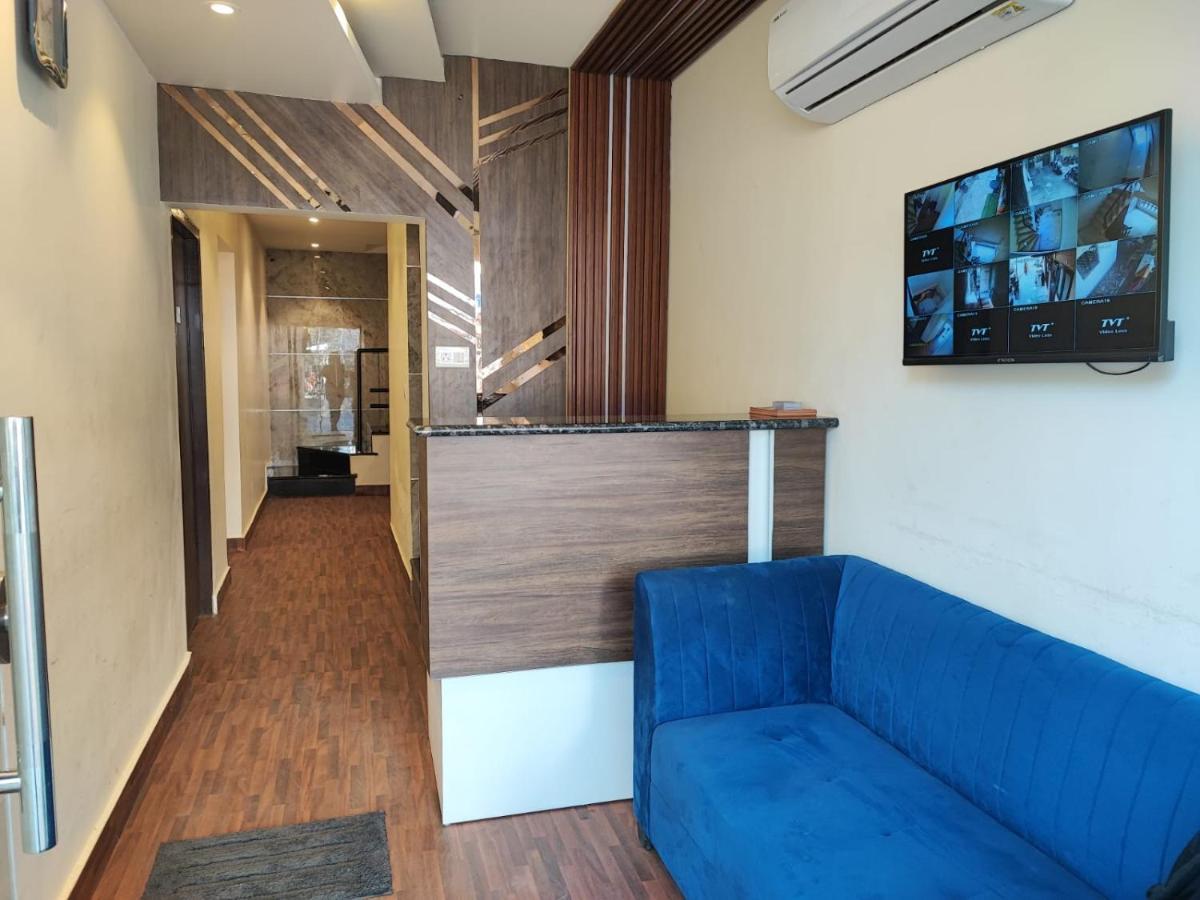 Sun Moon Residency And Apartments, Hotels In Rohini เดลี ภายนอก รูปภาพ