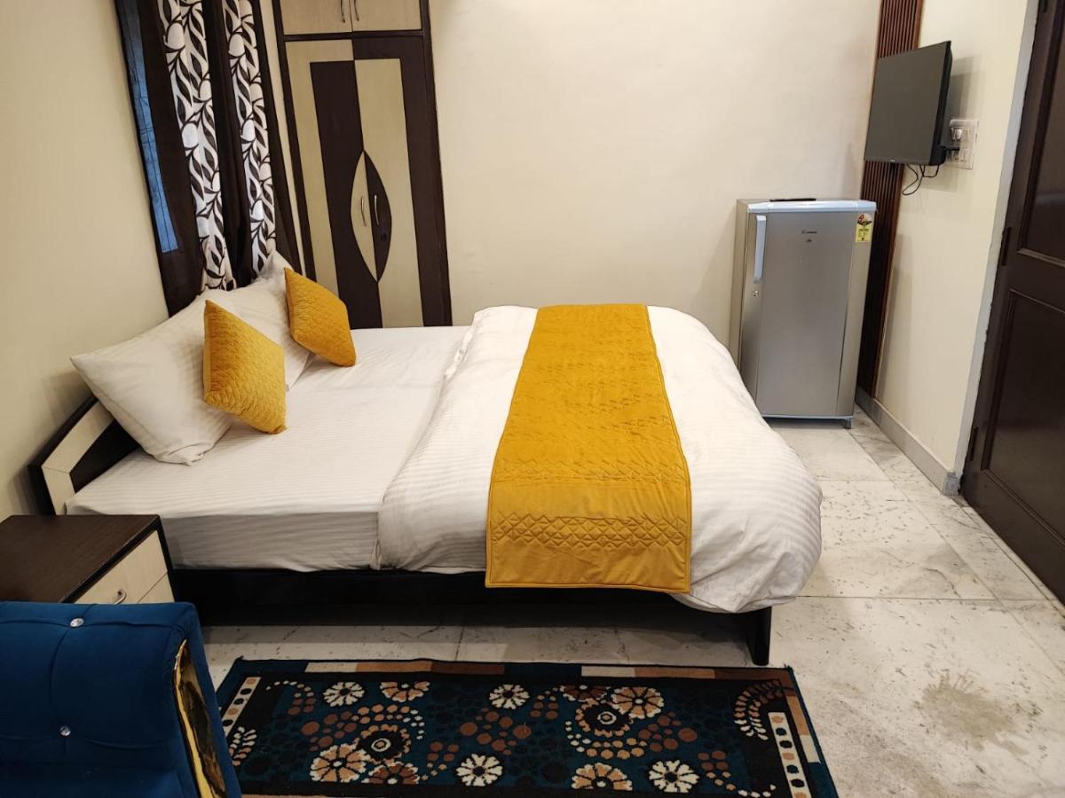 Sun Moon Residency And Apartments, Hotels In Rohini เดลี ภายนอก รูปภาพ